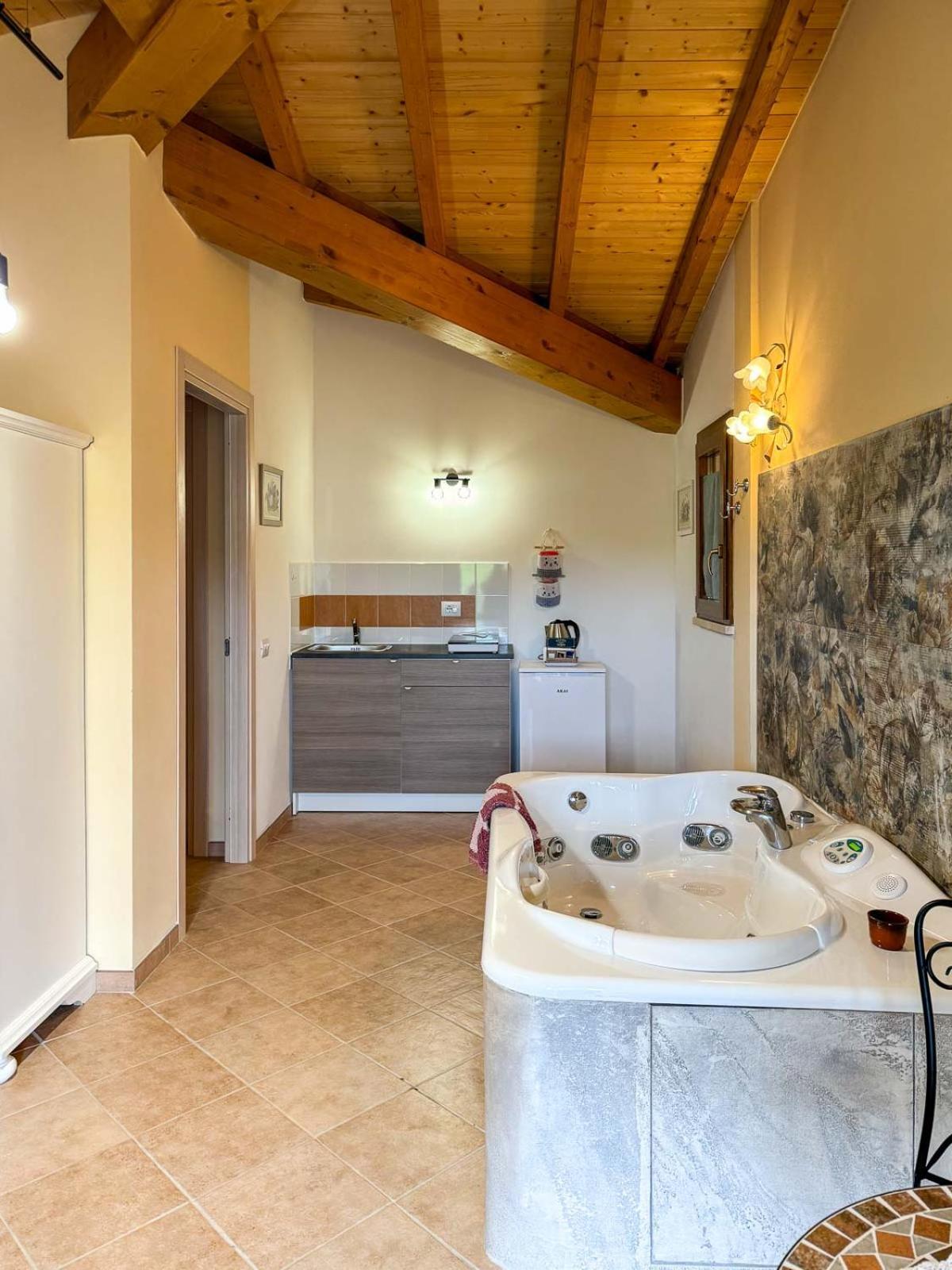 Aparthotel La Poggiata Monterotondo  Exterior foto